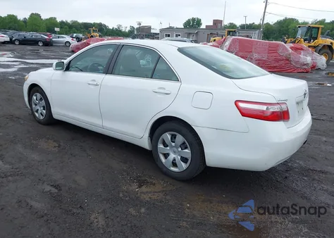 2009 Toyota Camry Le z USA, uszkodzony, nr VIN 4T1BE46K39U917655